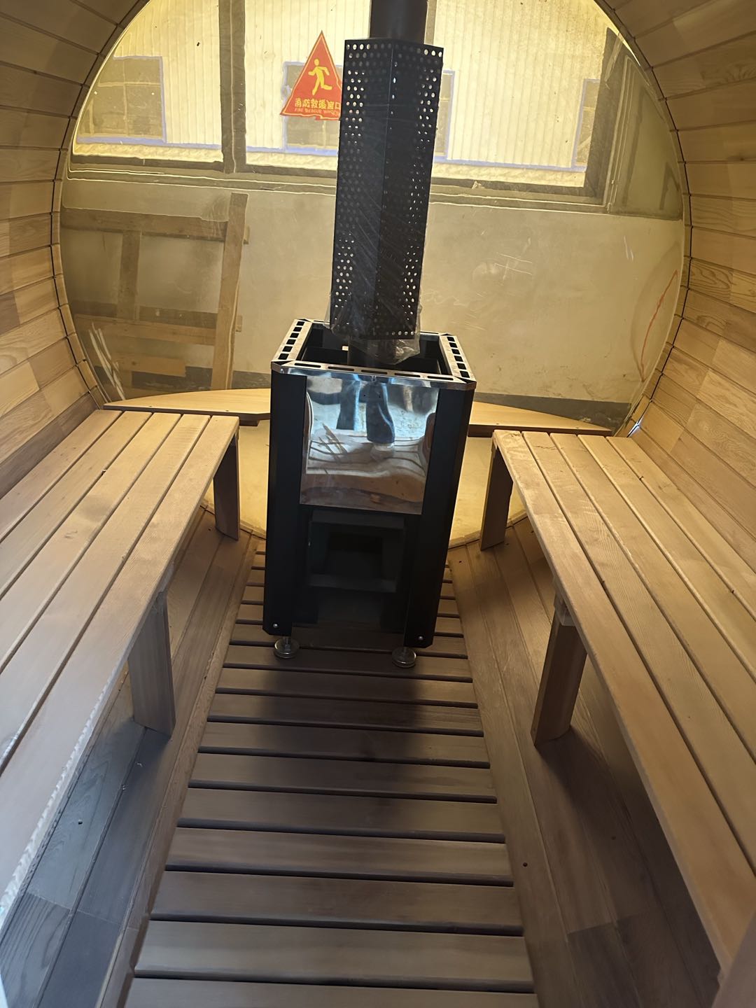 CSauna sauna door handle and tempered glass detail