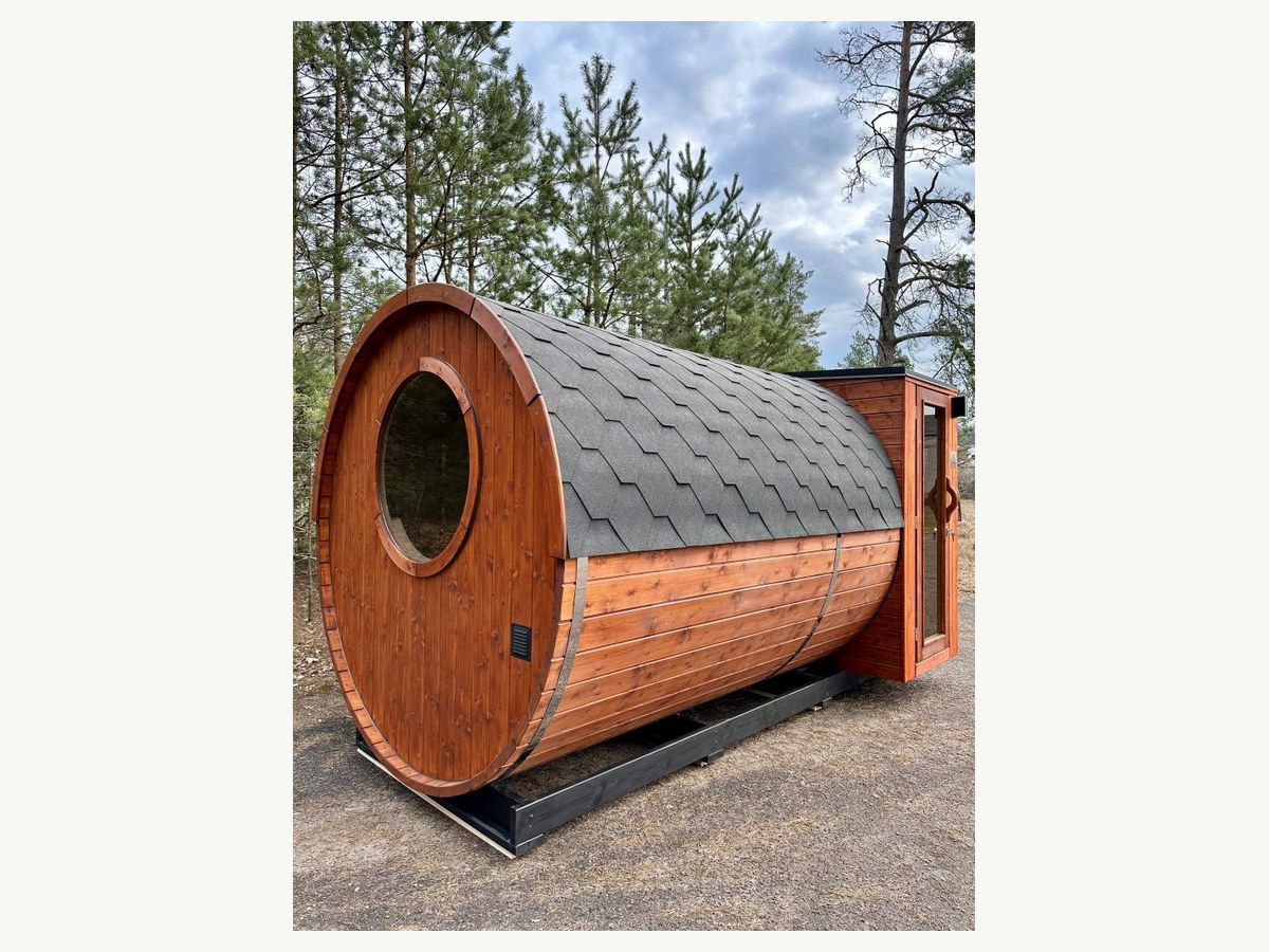 Nordic-Style Barrel Sauna with Changing Room | CSA-46 product photo