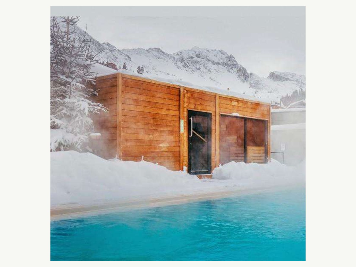 CSauna Outdoor Prefab Solid Wood Spa Cabin With Independent Entrance & Side View Window For Cold Resistant Backyard Sauna Beside Pool product image