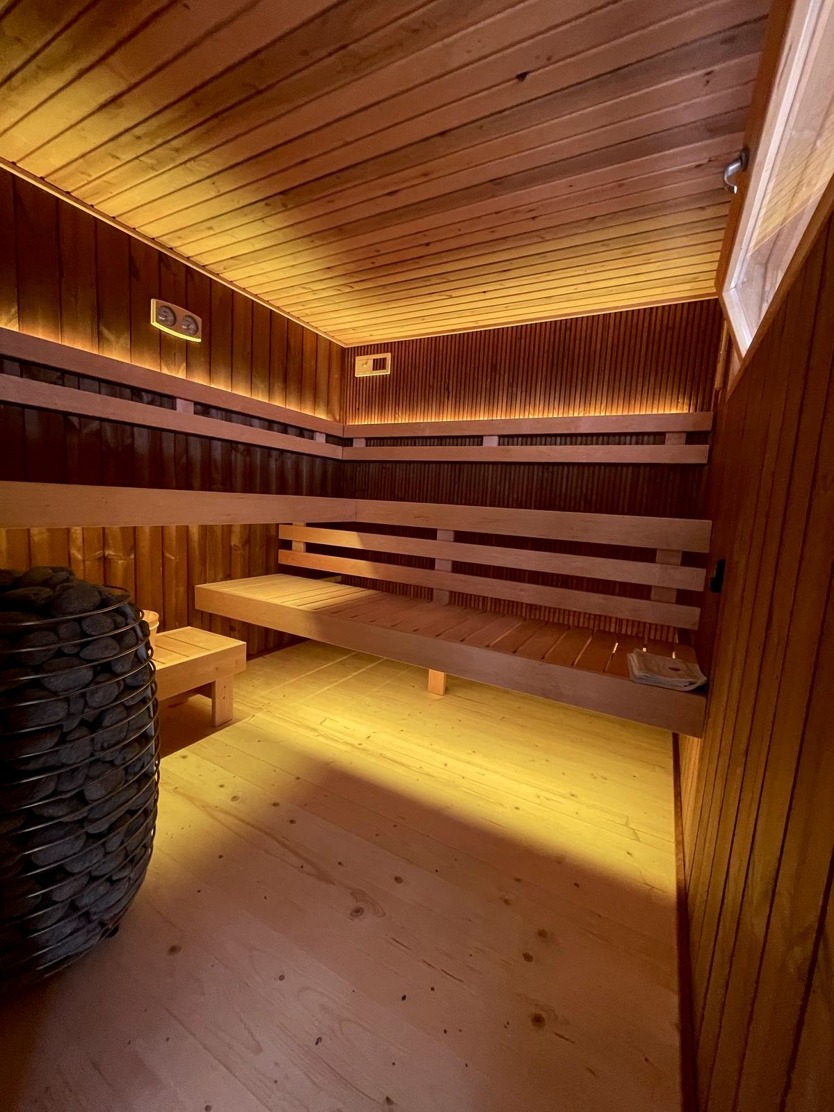 Modern Outdoor Sauna Room with Glass Facade CSA-594 Interior view