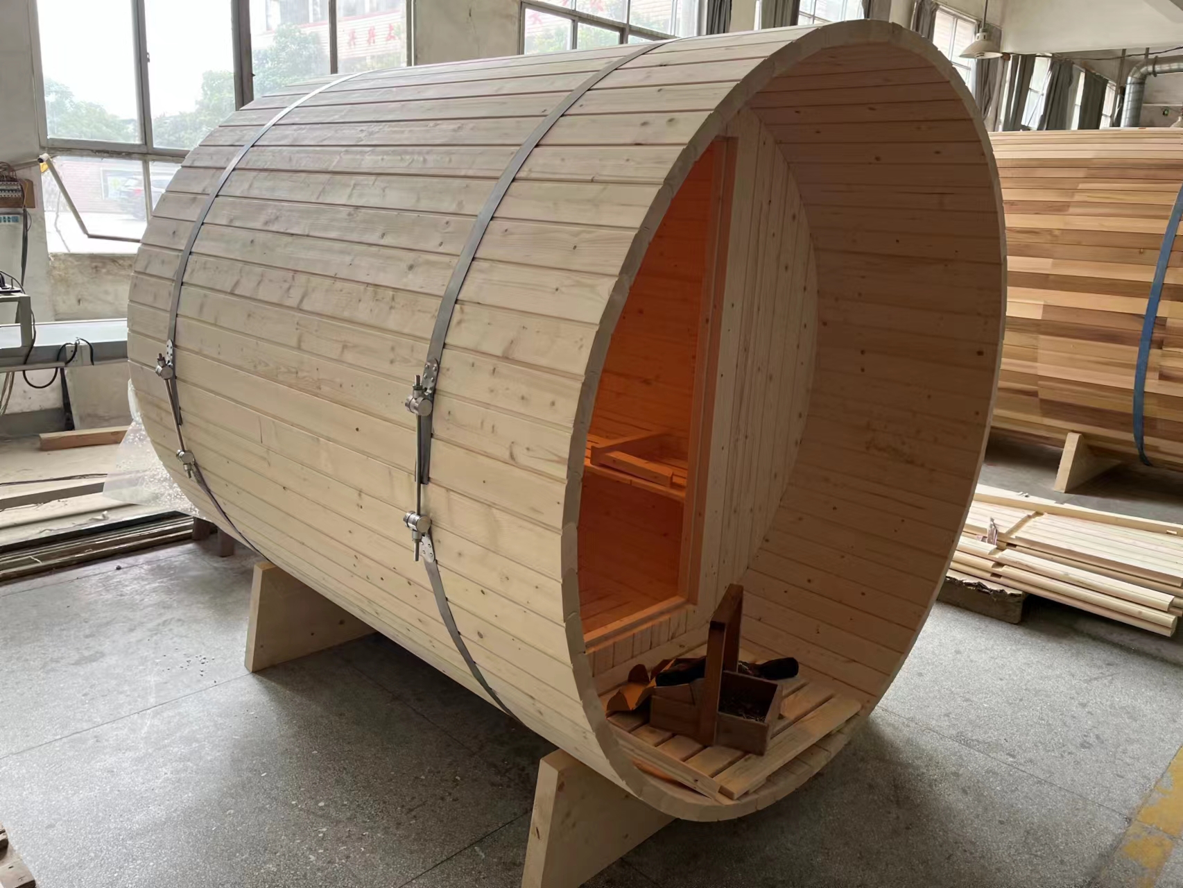 Red Cedar Outdoor Barrel Sauna with Side Windows CSA-598 Exterior angle