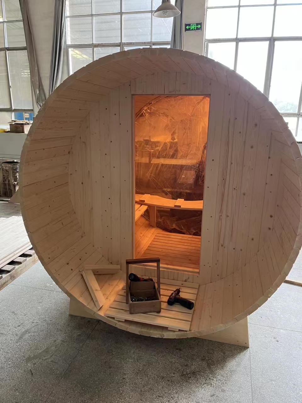 Red Cedar Outdoor Barrel Sauna with Side Windows CSA-598 Interior view