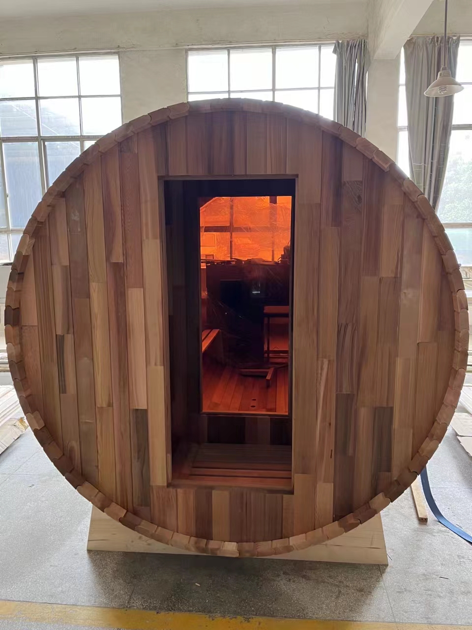 Red Cedar Outdoor Barrel Sauna with Side Windows CSA-598 Side profile
