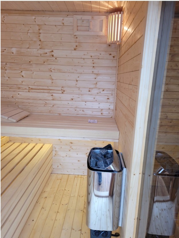 Two-in-One Outdoor Sauna and Hot Tub Cabin CSA-553 Interior detail