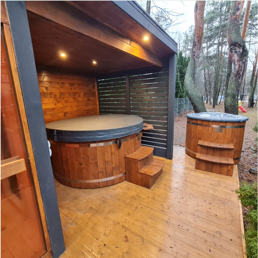 Two-in-One Outdoor Sauna and Hot Tub Cabin CSA-553 Door and glass