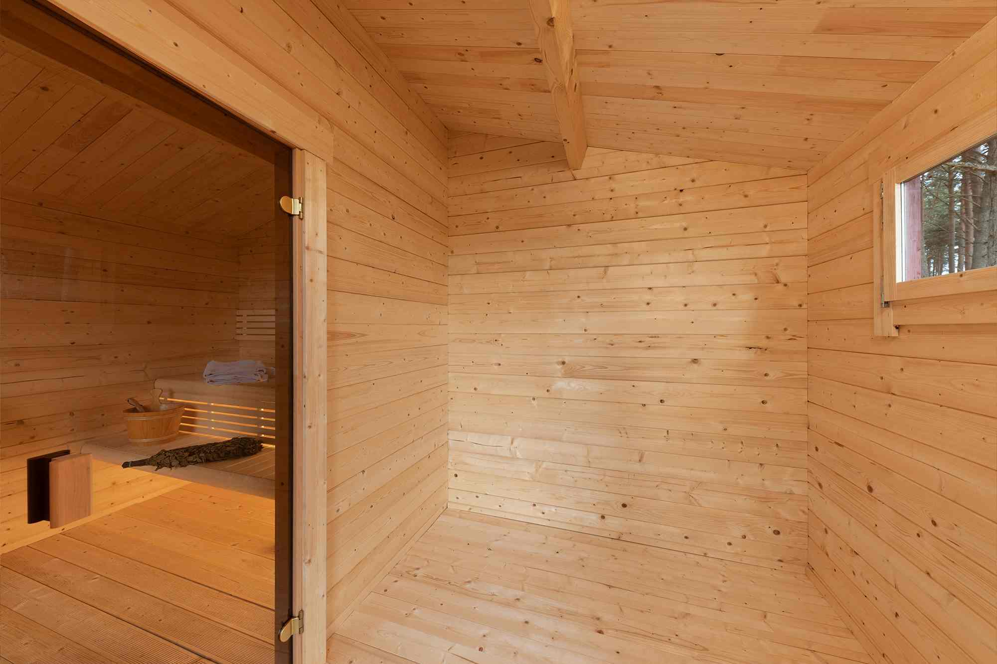 6 Person Outdoor Sauna Room with Separate Changing Area Door and glass