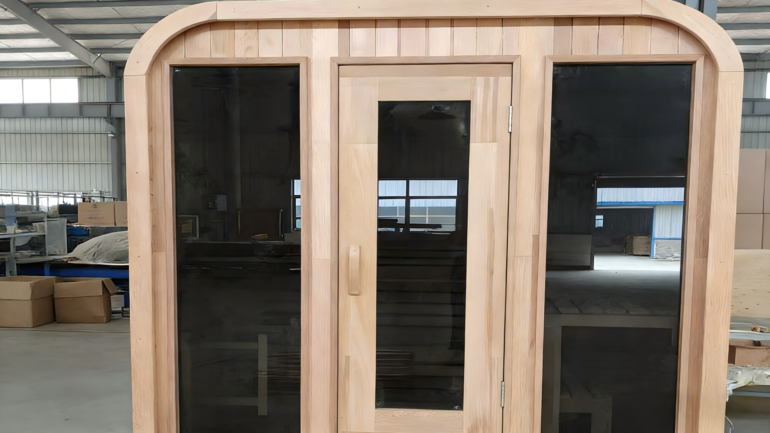 2-3 Person Hemlock Outdoor Sauna Room CSA-369 Exterior angle