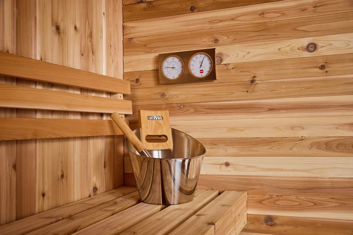Classic Outdoor Barrel Sauna with Panoramic Glass Door product image