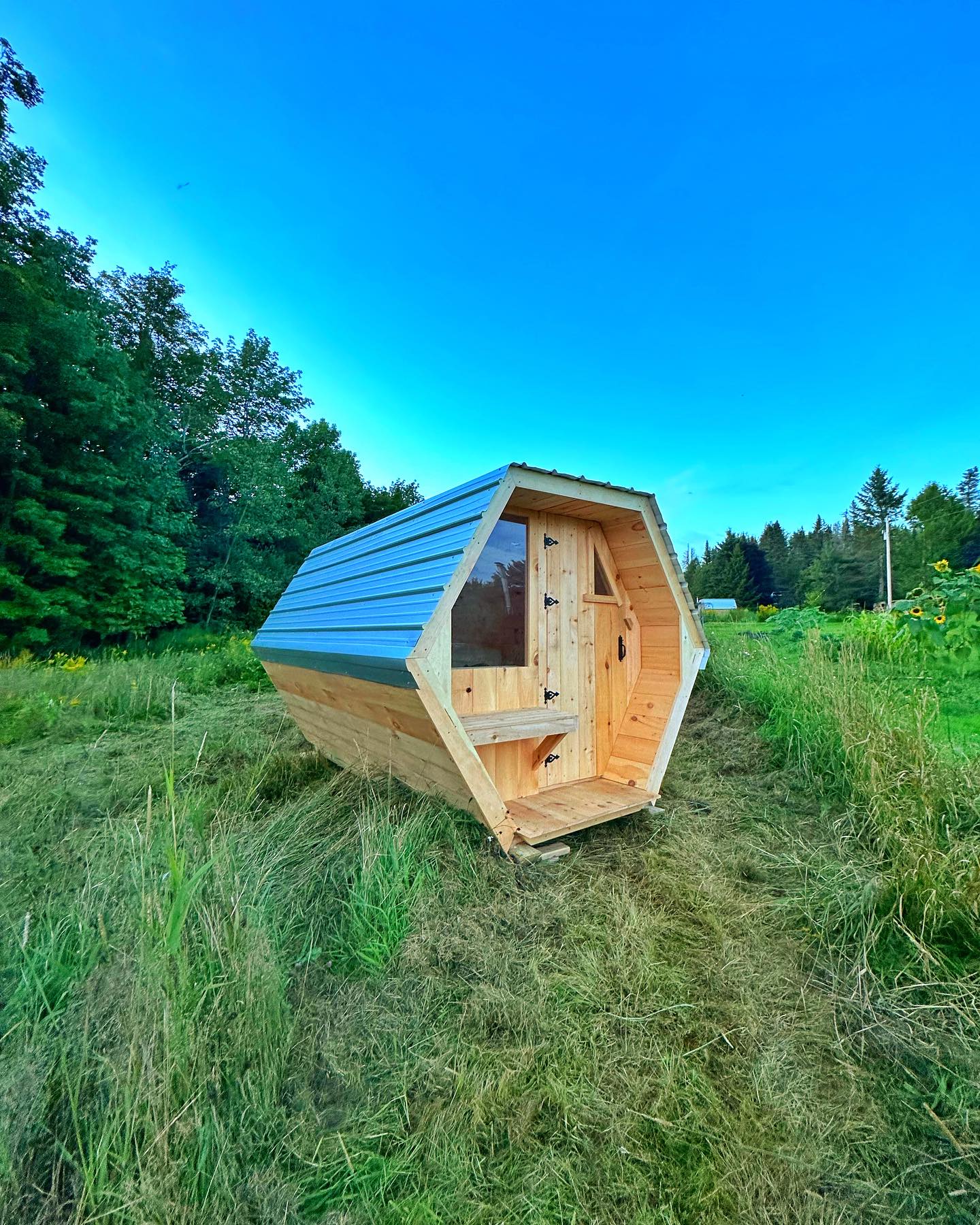 Hexagonal Outdoor Wood Sauna Cabin product image