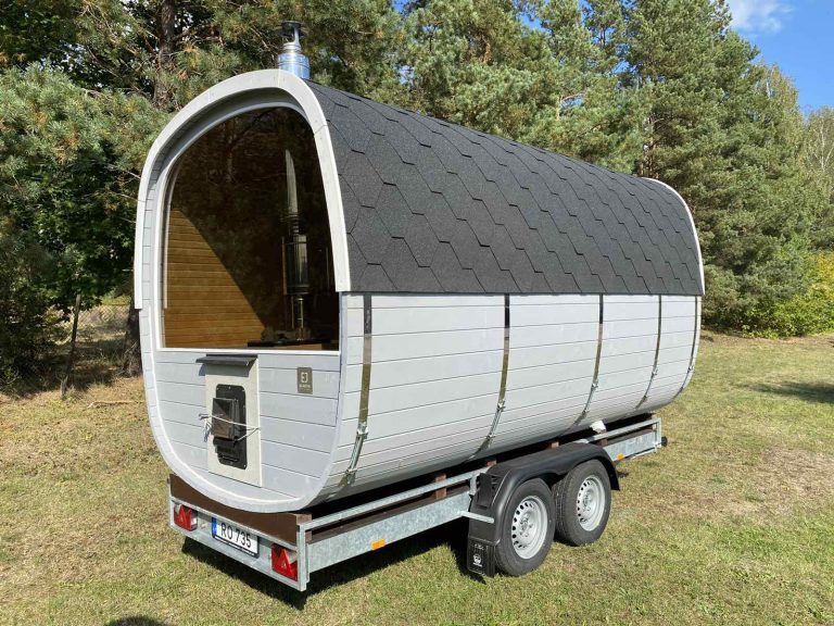 Red Cedar Outdoor Sauna Room CSA-439 Exterior angle