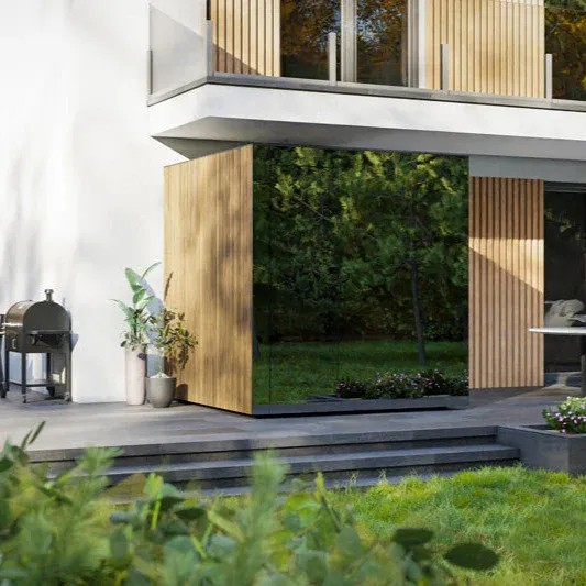 Modern Garden Sauna Cabin, Mirror and Wood Exterior Sauna House for Outdoor Wellness Door and glass
