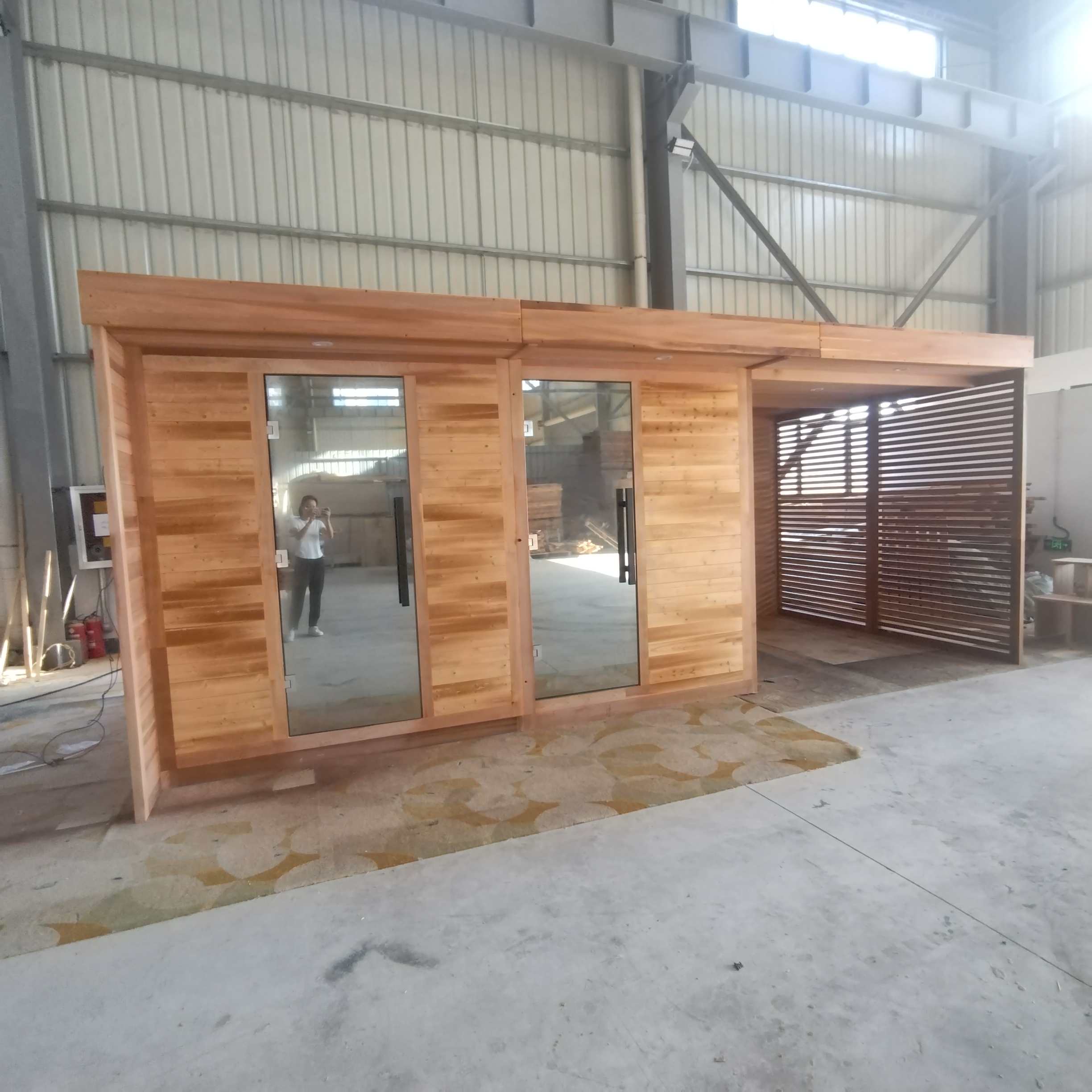 Modern Luxury Electric Outdoor Large Sauna Room Solid Wood Construction Computer Control Panel Transom Windows for Villa Buyer reference