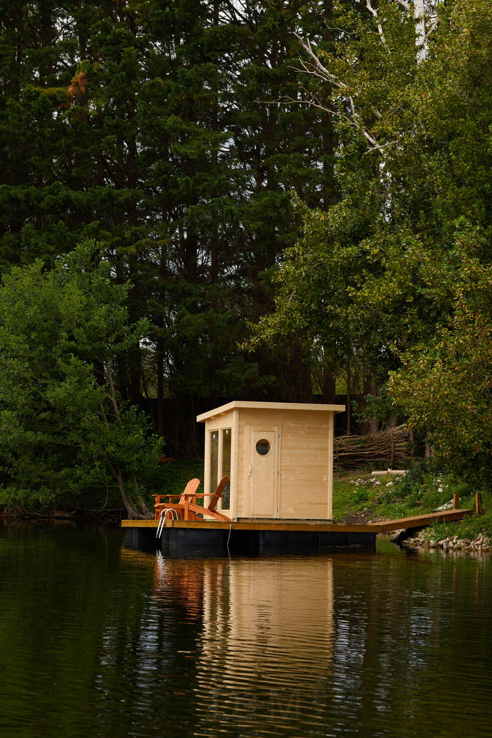 Modern White Outdoor Sauna Cabin, Compact Wood Sauna with Glass Facade Side profile