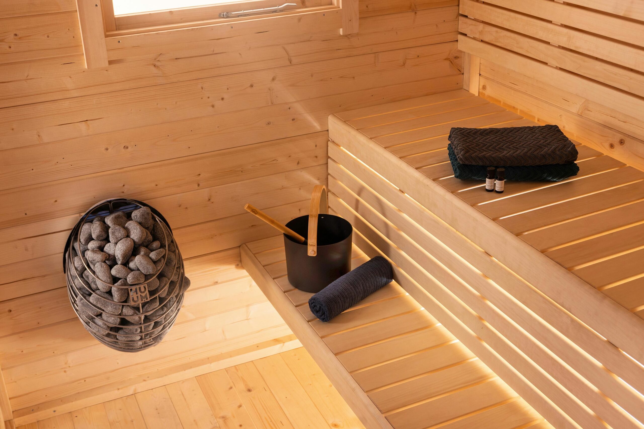Nordic Dark Grey Cabin Sauna, Compact Outdoor Sauna with Floor-to-Ceiling Glass Panels Buyer reference