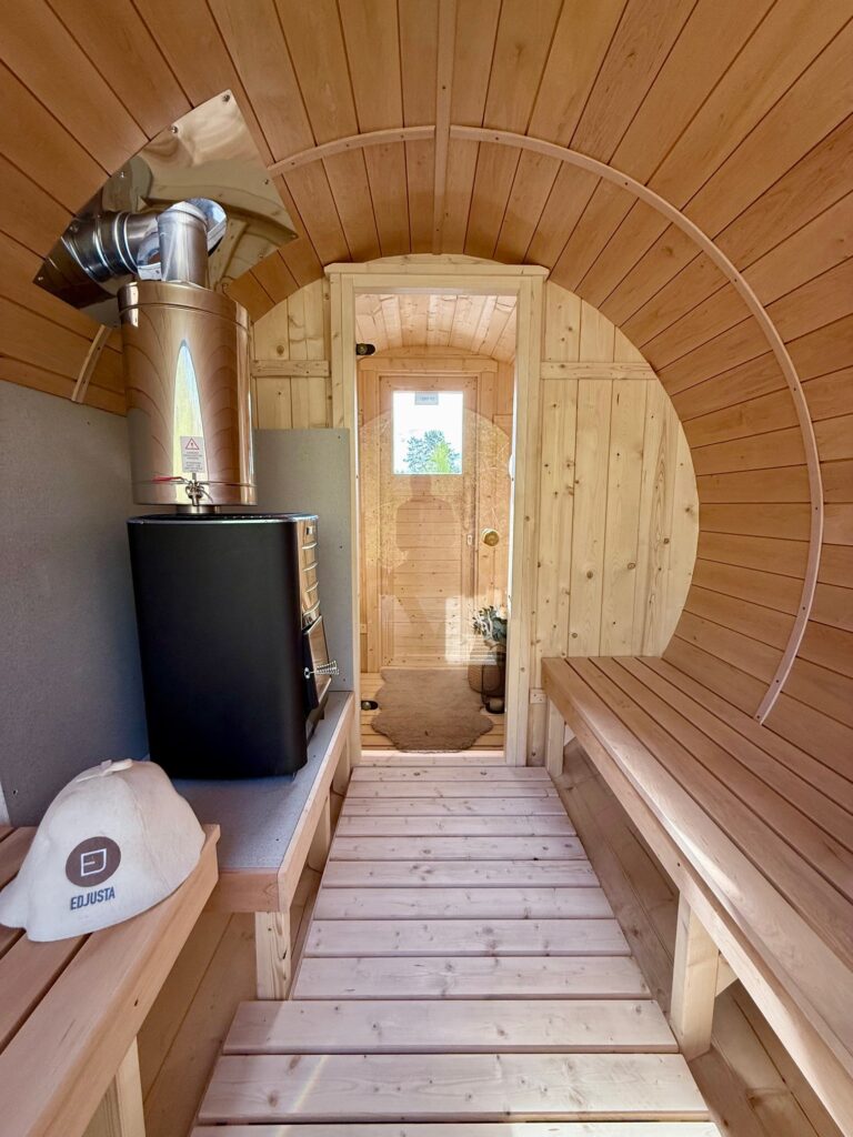Cedar Outdoor Barrel Sauna Cabin CSA-288 Door and glass