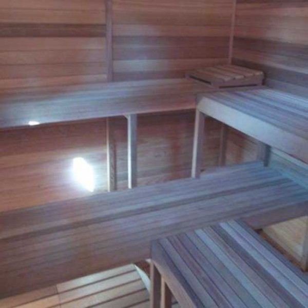 Cedar Outdoor Sauna Cabin CSA-130 Exterior angle