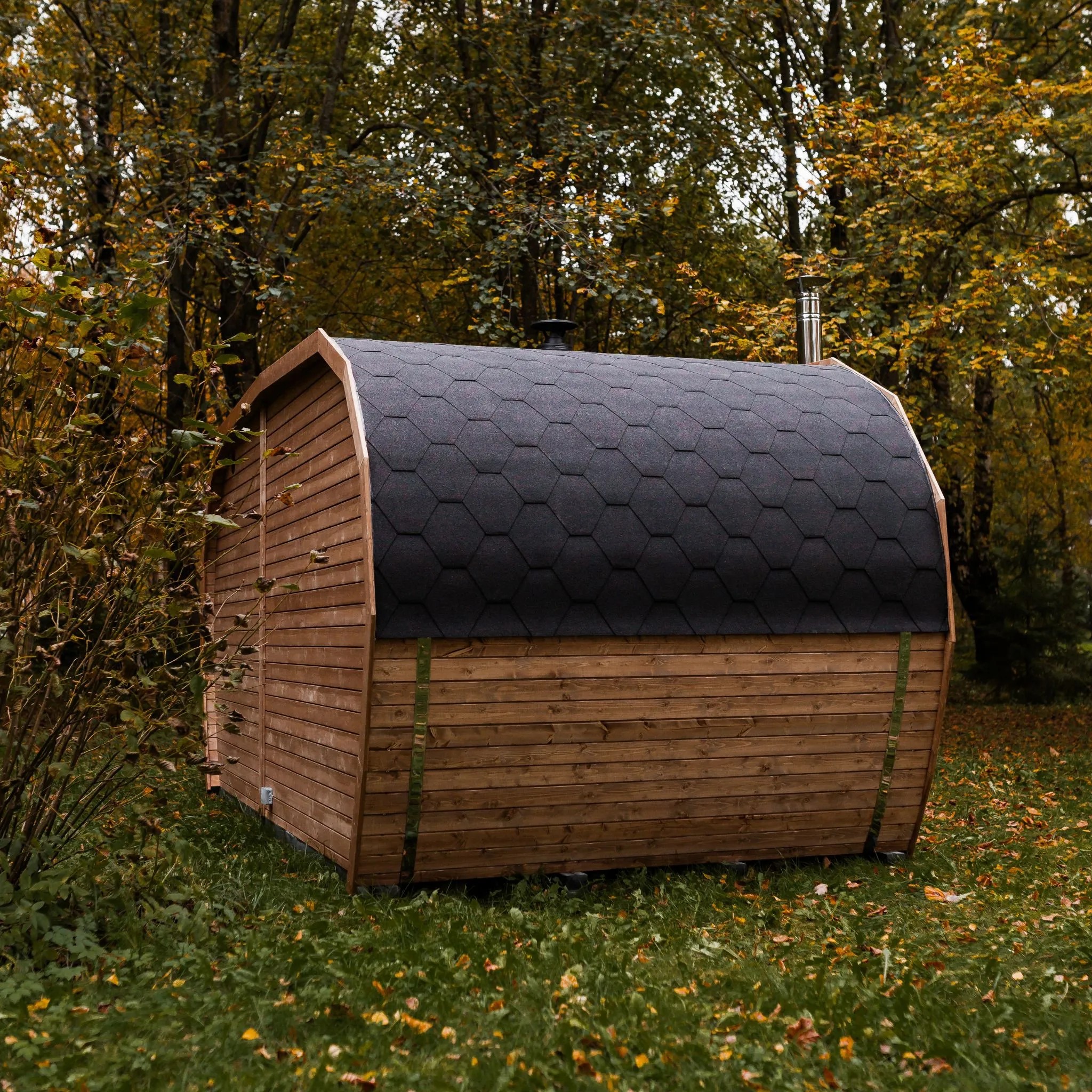 Outdoor Wooden Barrel Sauna Room Round Steam Bath House for Outdoor Space Buyer reference