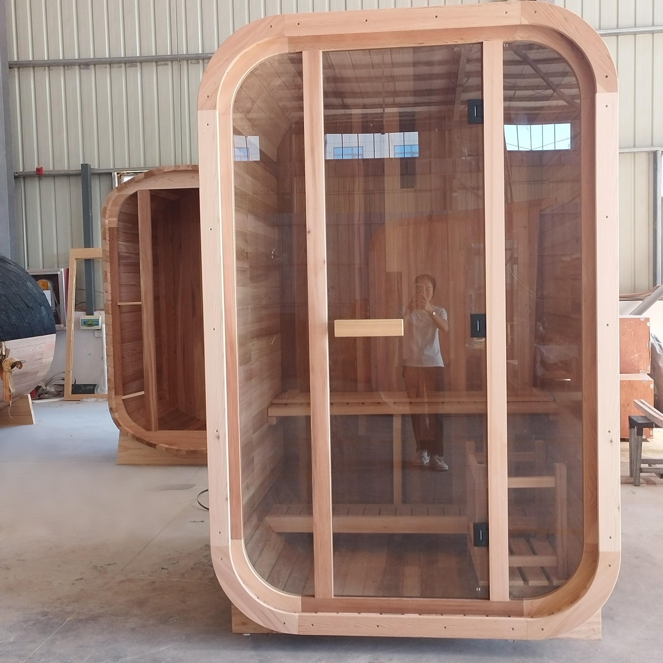 Premium Quality Indoor Wooden Sauna Room with Adjustable Temperature &amp; Relaxation Features Exterior angle