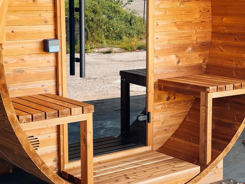Red Cedar Outdoor Barrel Sauna Room CSA-159 Door and glass