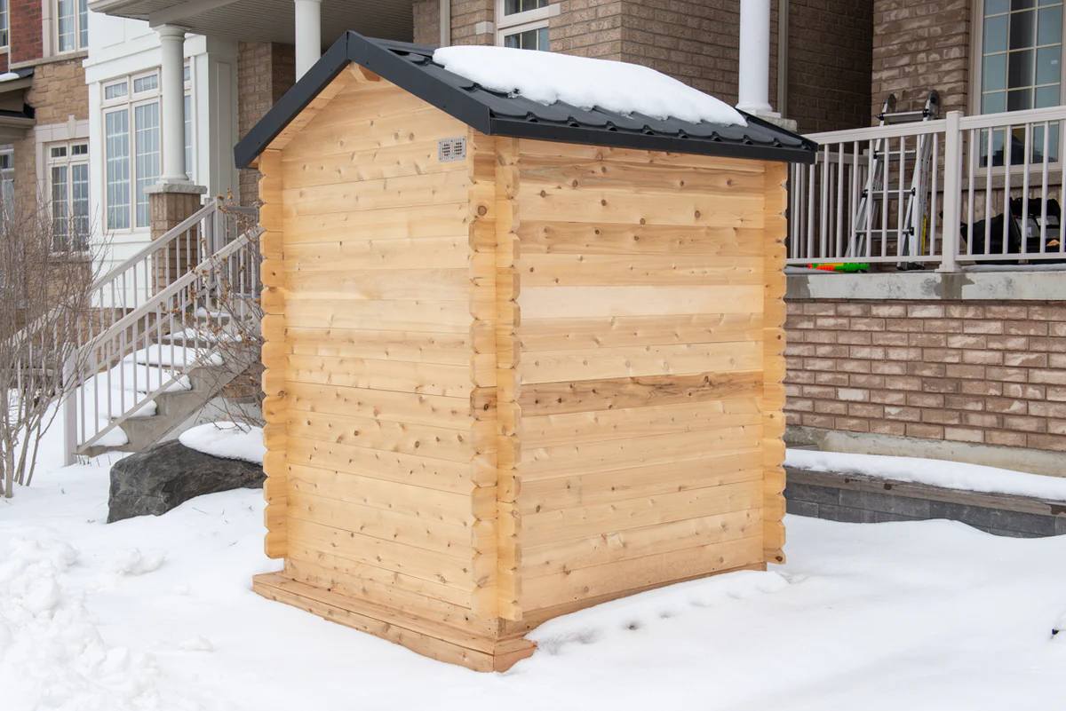 Traditional Wooden Outdoor Sauna Room Hemlock Solid Wood-Burning Heating Type Door and glass