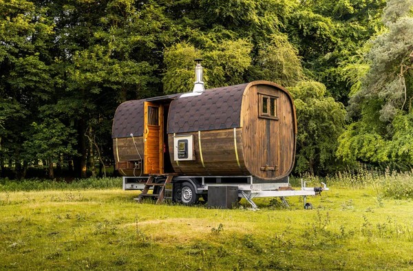 Trailer-Mounted Barrel Sauna with Chimney Buyer reference