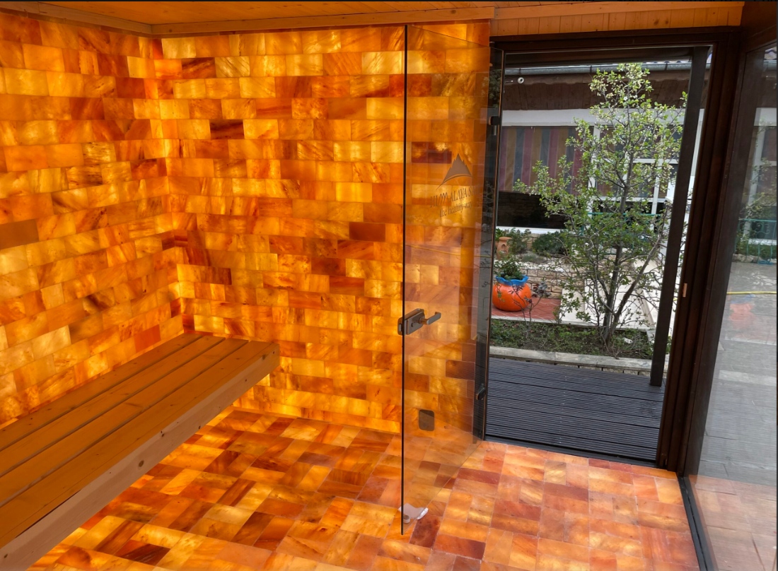 Red Cedar Outdoor Barrel Sauna Room CSA-555 Interior detail