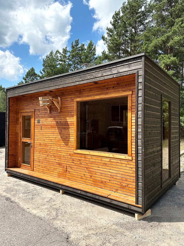 Patio Sauna Hut Traditional Steam Bath with Insulated Walls product image