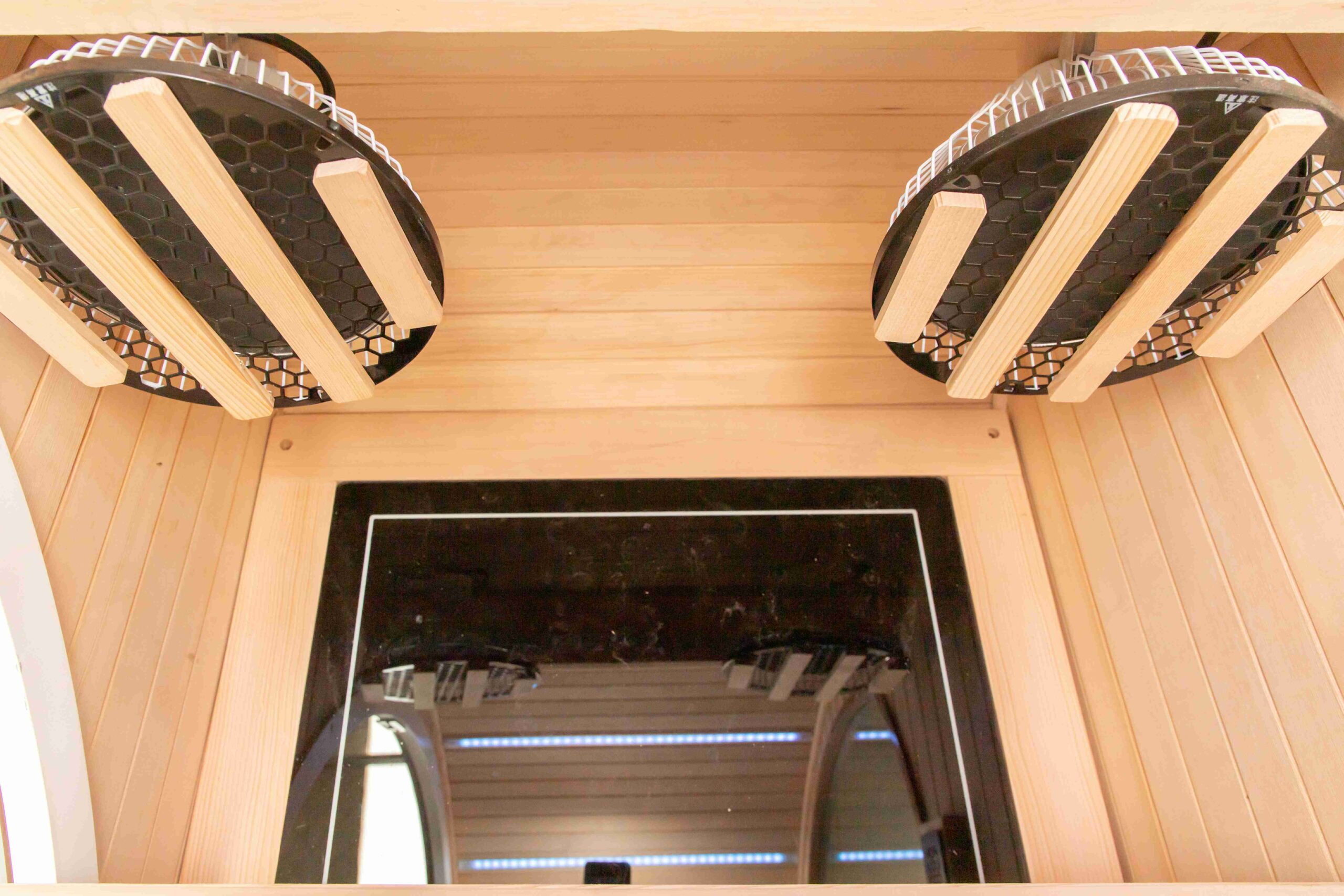 Round-Window Compact Infrared Sauna Pod CSA-156 reference view 4