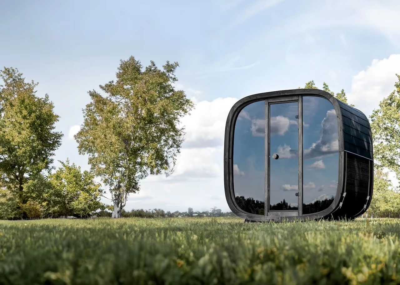 Oval Mirror Glass Outdoor Sauna Pod with Charred Exterior CSA-662 Side profile