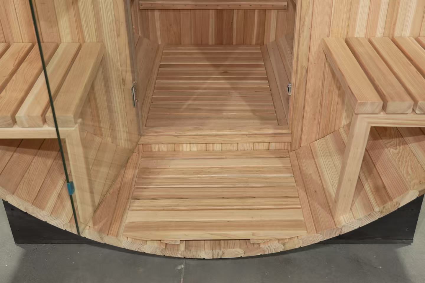 Open-Front Japanese Cedar Barrel Sauna with Porch Benches CSA-819 reference view 6