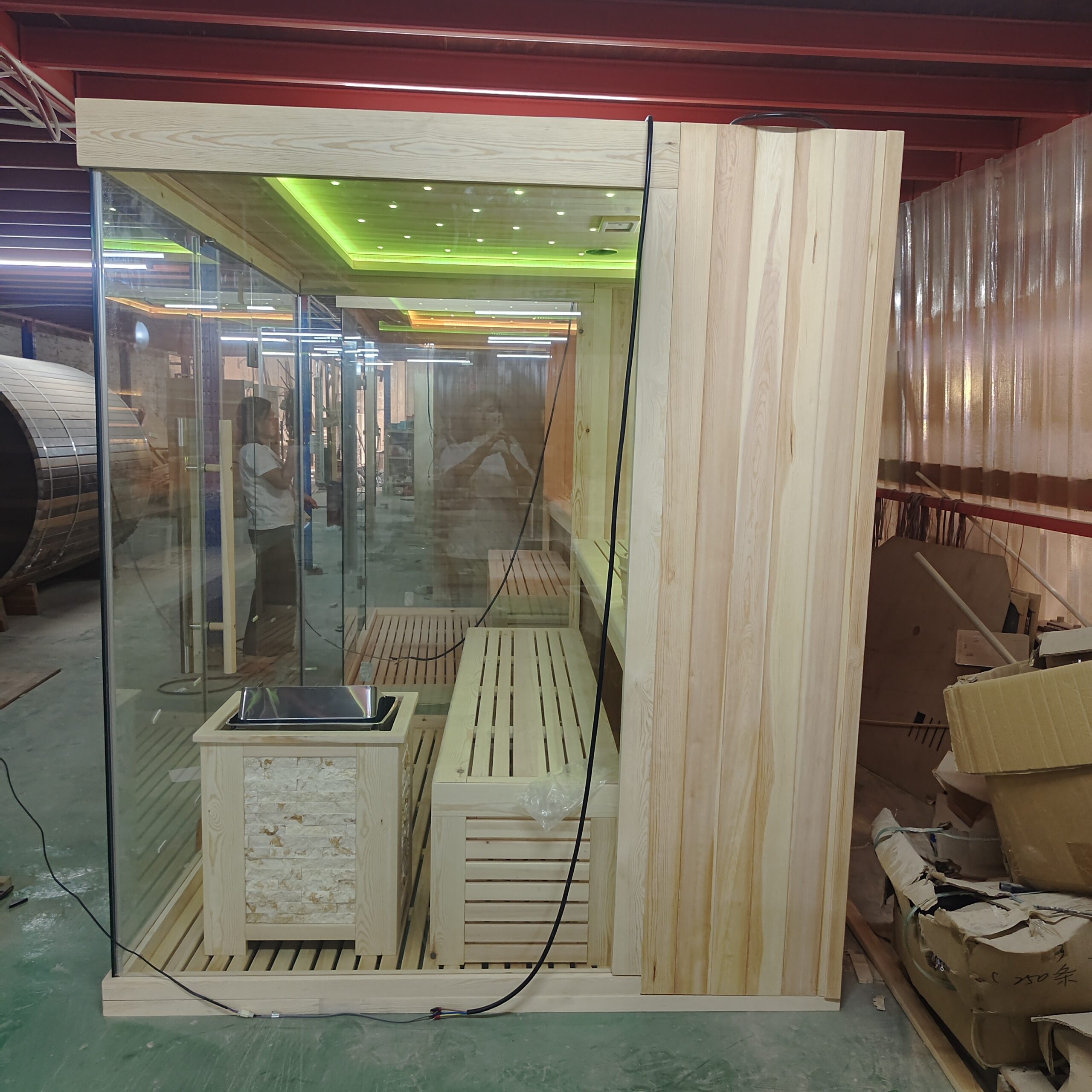 Full-Glass Corner Sauna with Salt-Brick Heater Surround CSA-831 reference view 5