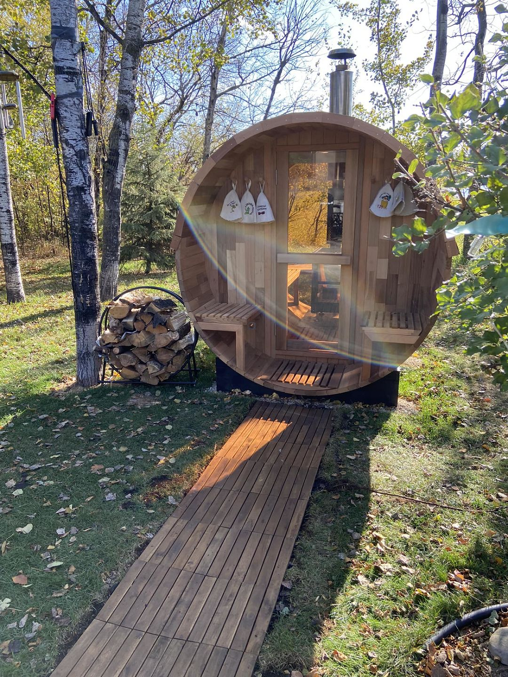 Full-Dome Cedar Barrel Sauna with Wood-Stove Chimney CSA-835 reference view 3