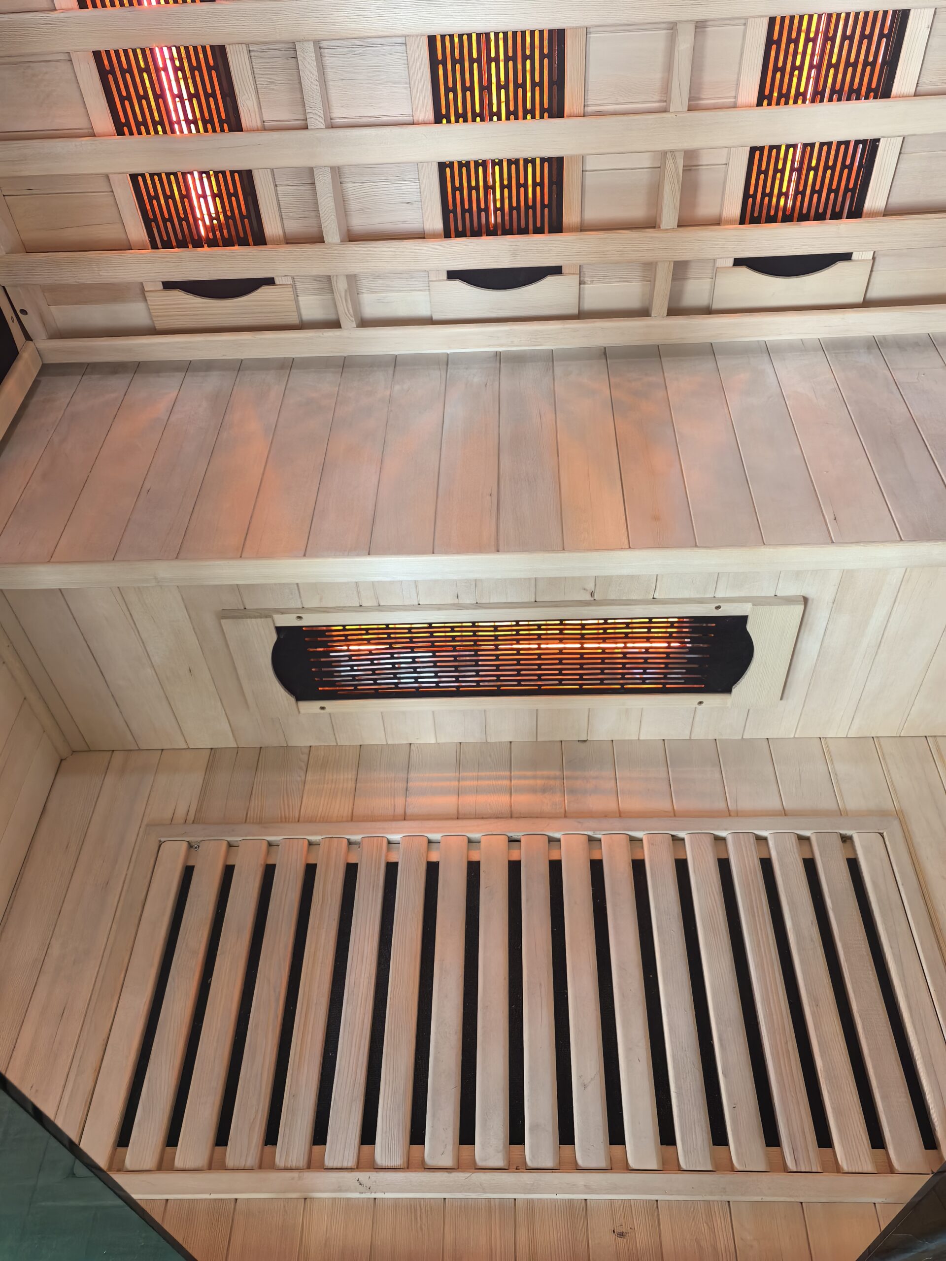 Three-Person Infrared Sauna with Triple Full-Spectrum Emitters CSA-836 reference view 5