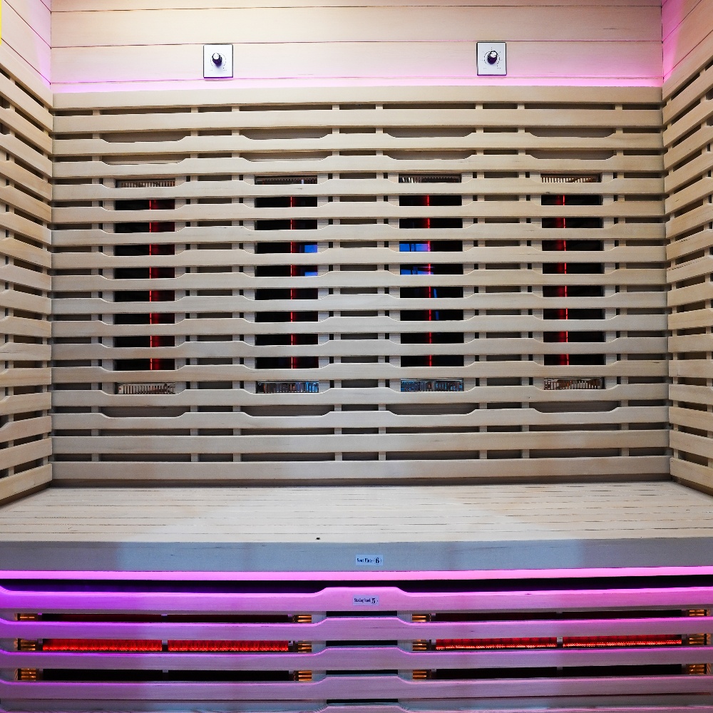 Wide Four-Person Full-Spectrum Sauna with Triple Emitters CSA-842 reference view 5