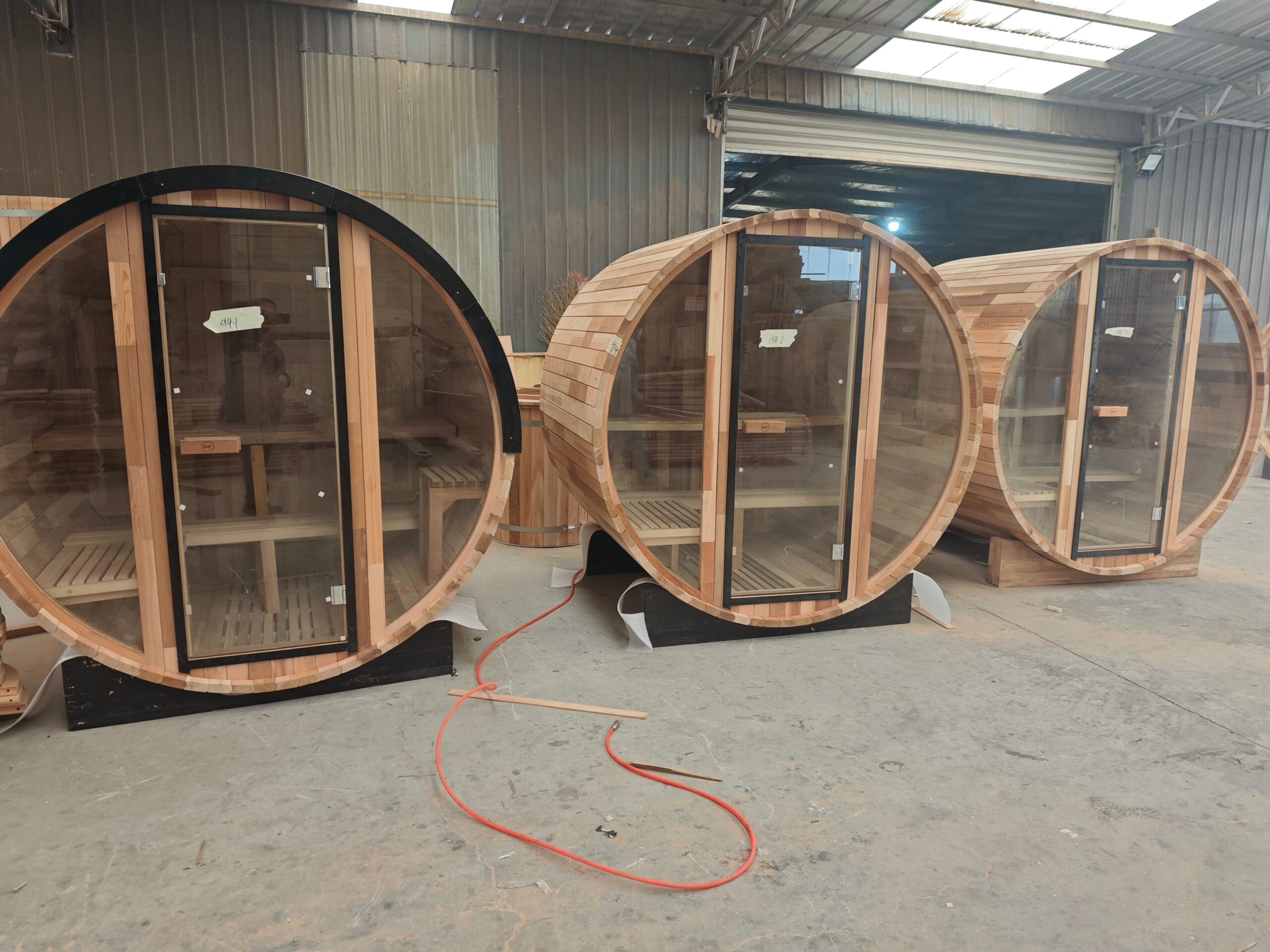 Dark Thermowood Barrel Sauna with Full-Glass Entry CSA-878 reference view 4