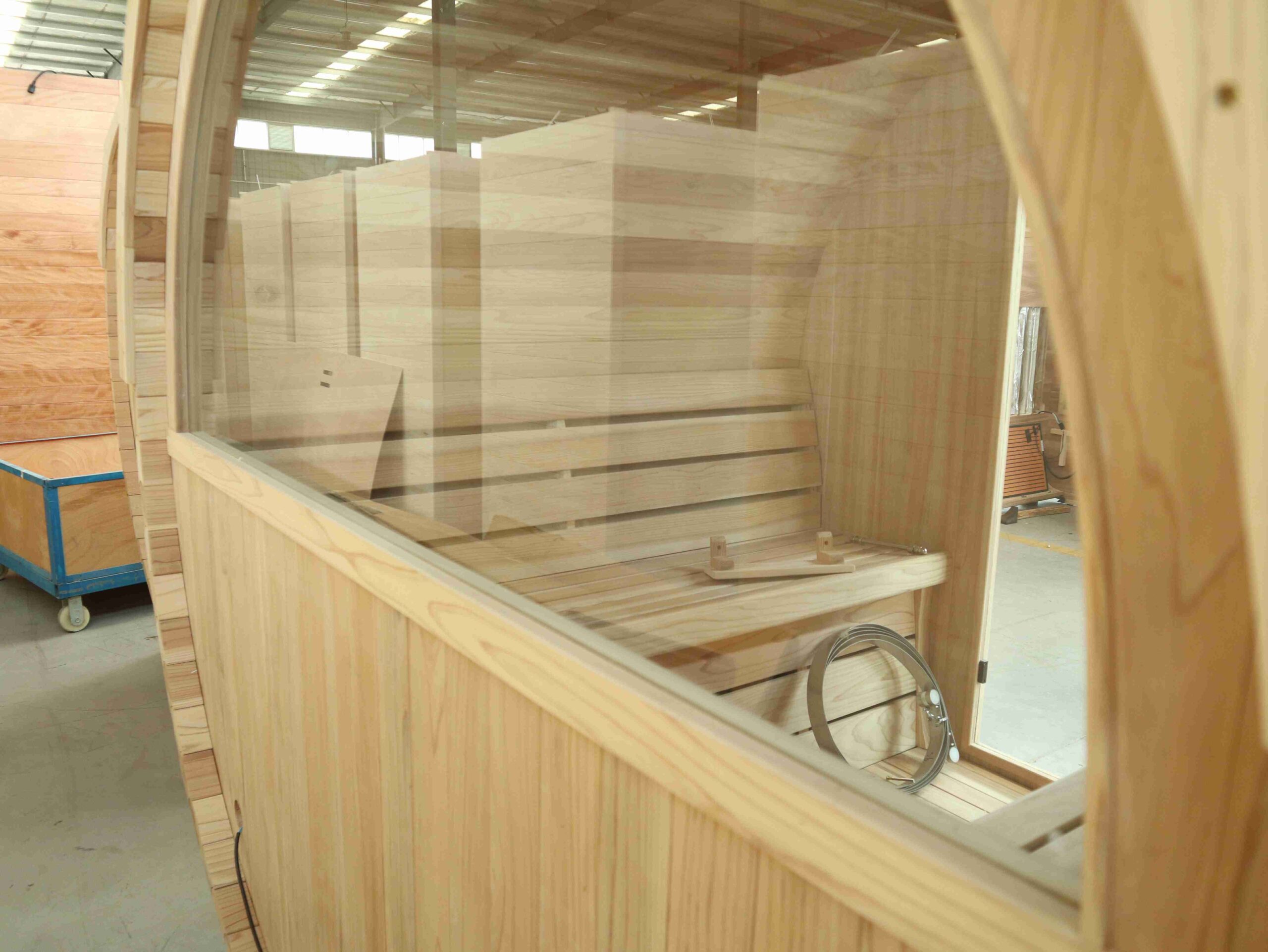 Round Barrel Sauna with Full-Height Glass Door CSA-927 reference view 6