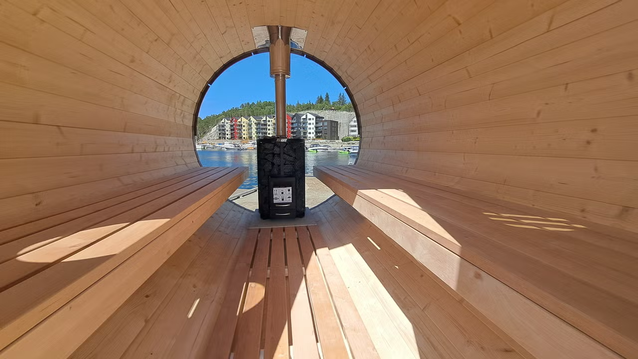 Mobile Wood-Fired Barrel Sauna Trailer with Portholes CSA-950 reference view 3