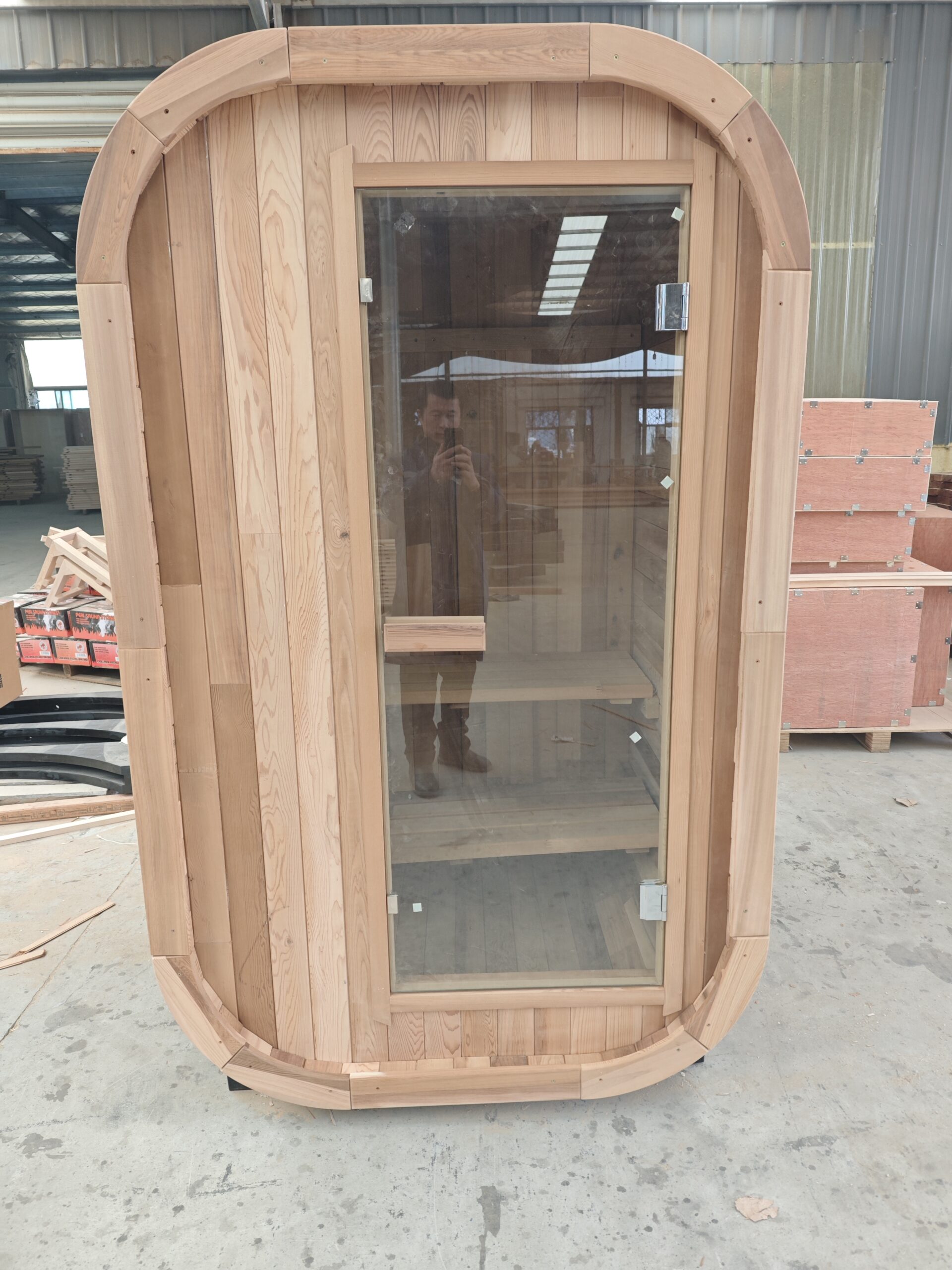 Single-Person Cedar Outdoor Sauna Pod with Rounded Corners CSA-991 reference view 2