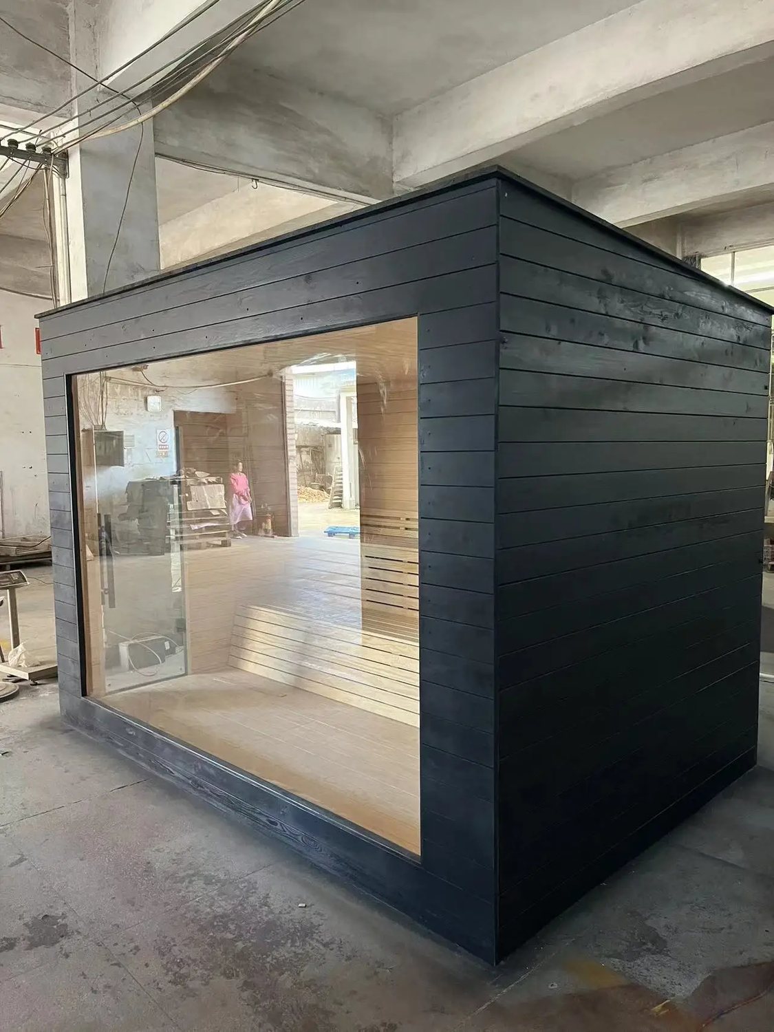 CSA-67 Canadian Red Cedar Cube Sauna for Wet and Dry Use Cabin finish detail